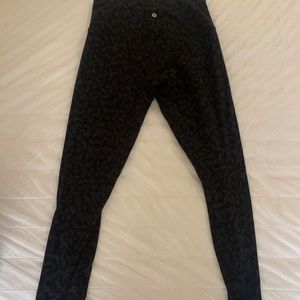 Lululemon Align 25” Camo deep coal multi size 10